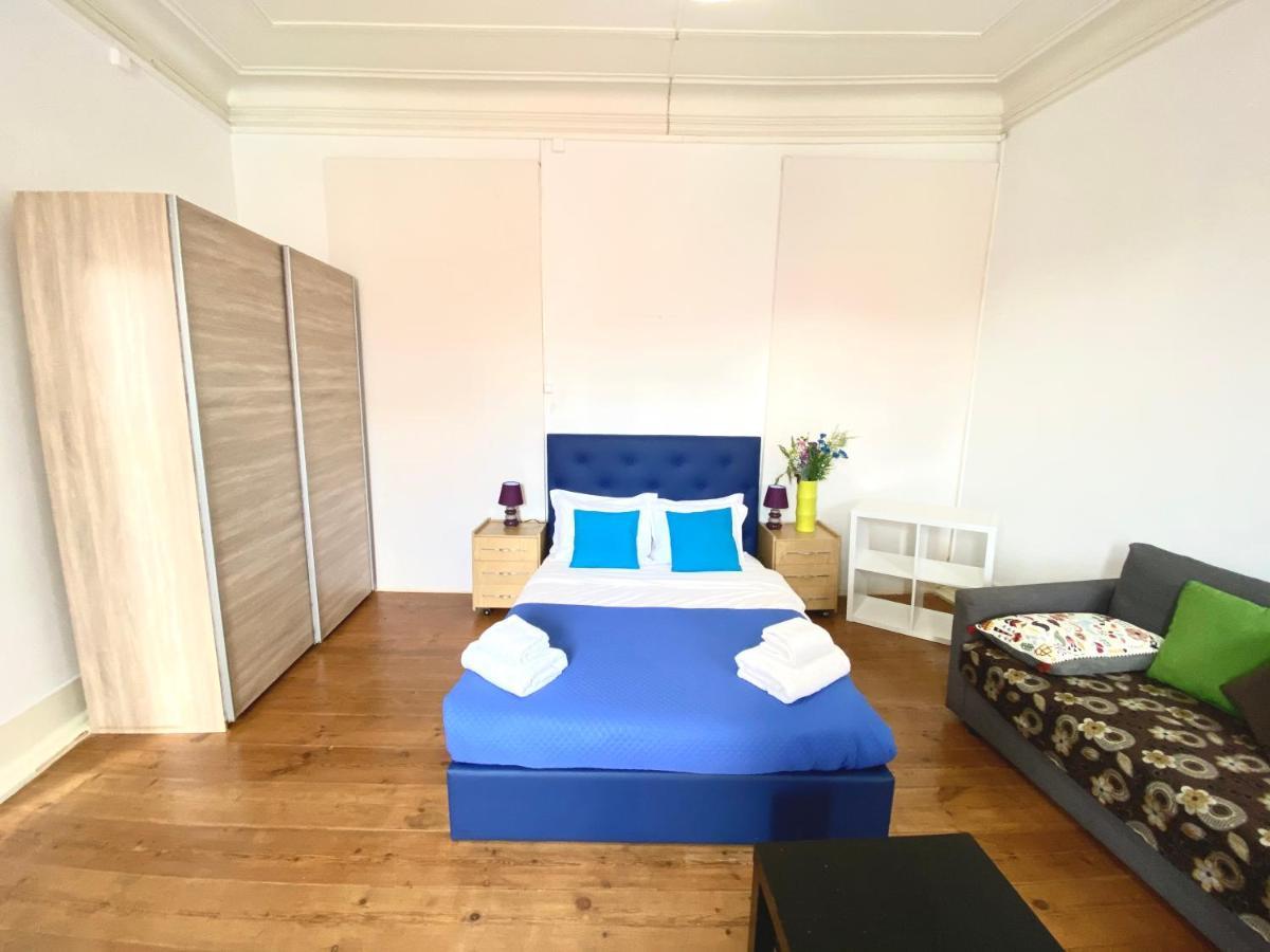 Classic Chiado 1 - Central Guest House Room With Shared Bathroom Лиссабон Экстерьер фото